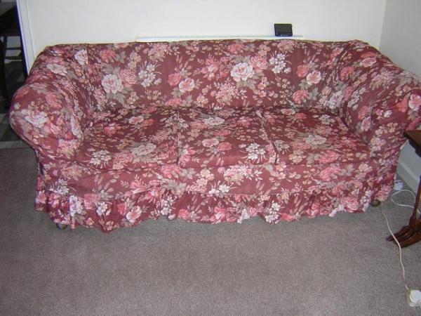 Image 1 of Victorian Chesterfield requires upholstering.