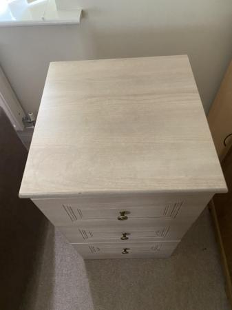 Image 1 of Bedside drawers x 1 in perfect working order