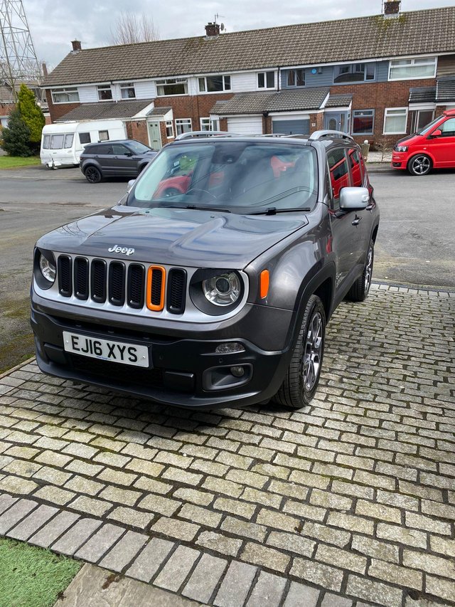 Preview of the first image of Jeep Renegade 2.0 M-Jet Limited Auto.