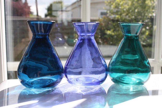 Image 2 of 3 Different Glass Coloured  Crocus Trio,Never used.