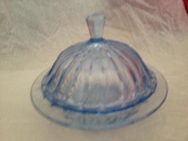 Image 1 of Vintage Bonbon dishes in shades of blue