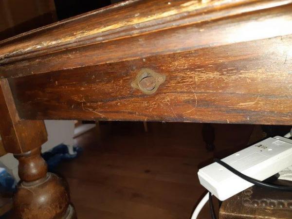 Image 2 of Antique dining table extendable