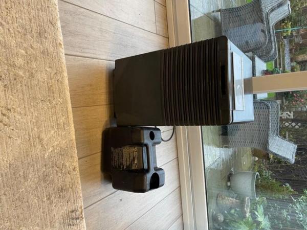 Image 1 of Dehumidifier, quite a large one. Ariadry DeLonghi