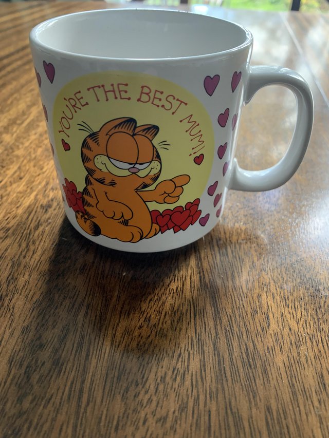 Preview of the first image of Genuine vintage Garfield mug.