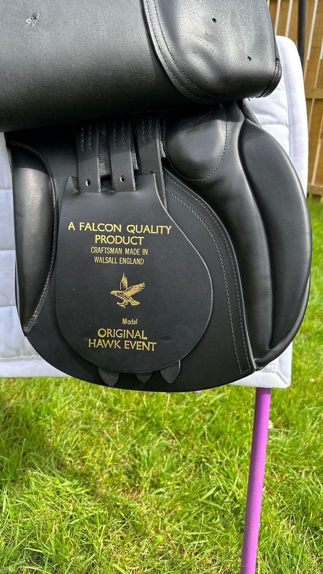 Preview of the first image of 17” Jeffries Falcon Hawk Event saddle.