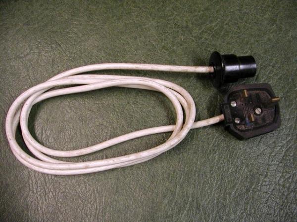 Image 5 of Lighting Test Unit for Caravans & Trailers with 7 pin plugs