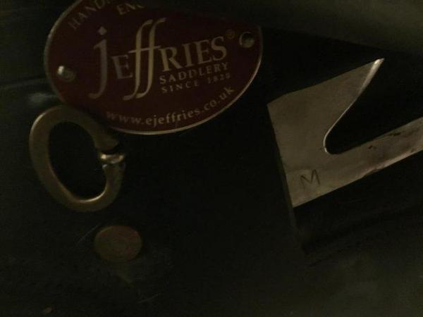 Image 3 of PENDING Jeffries F1 Falcon Jump Saddle 17.5” Black