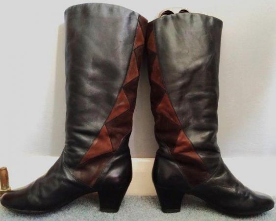 Image 2 of Gabor Knee High Boots Black/Brown Leather UK 5.5