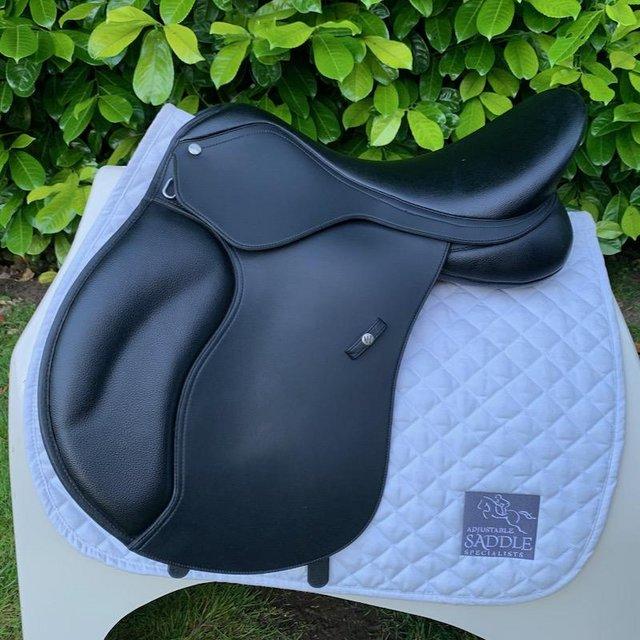 Preview of the first image of Wintec 17.5 inch GP Saddle (S3198).