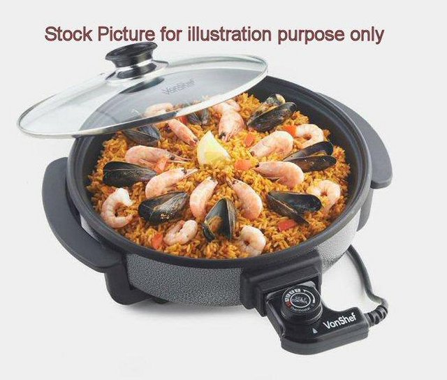 Preview of the first image of VonShef Multi Cooker 1.5L 30cm Electric Frying Pan with Lid.