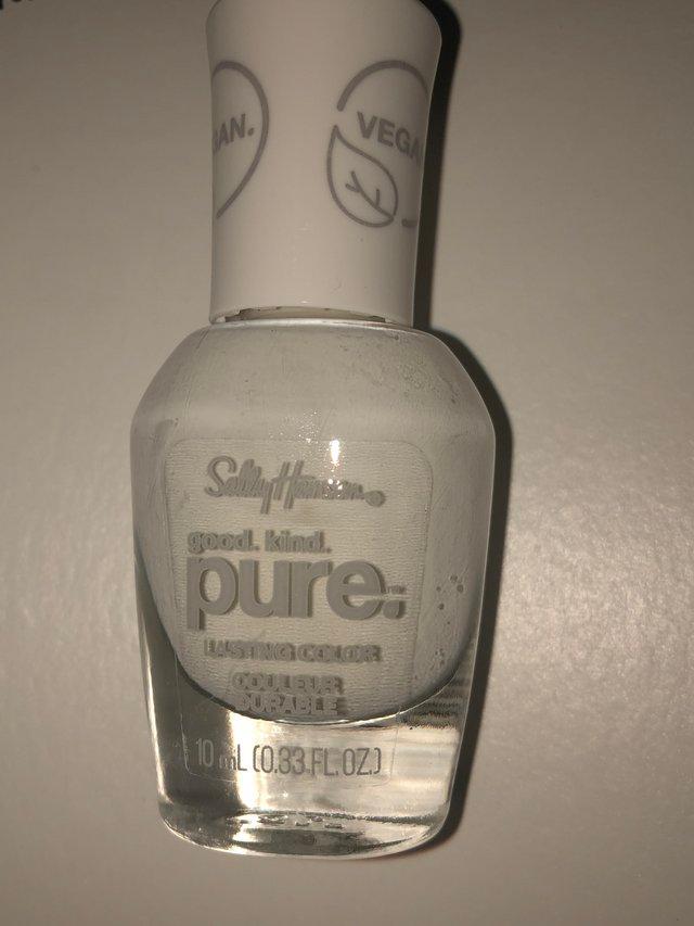 Preview of the first image of sally Hansen nail polish new in shade lychee.