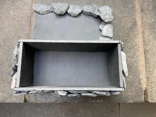Preview of the first image of Slate Wet Box Medium at Birmingham Reptiles.