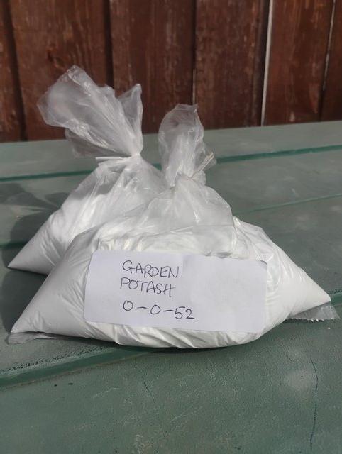 1/2 kg Garden Potash Plant Feed £4 or 2 bags for £7 — Garden & Outdoor in Romford