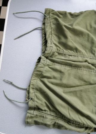 Image 14 of Ex-Forces Green Cargo Trousers.  Waist 30" to 36".