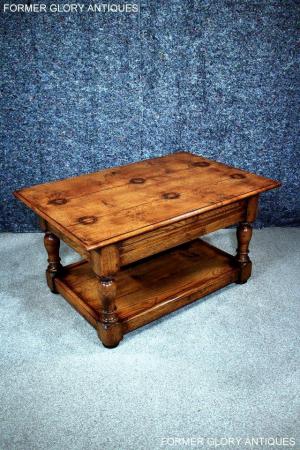 Image 31 of A TITCHMARSH & GOODWIN STYLE SOLID OAK POTBOARD COFFEE TABLE