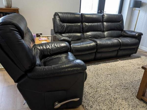 Image 1 of LA-Z-BOY Reclining 3 Seater Sofa & Reclining Armchair