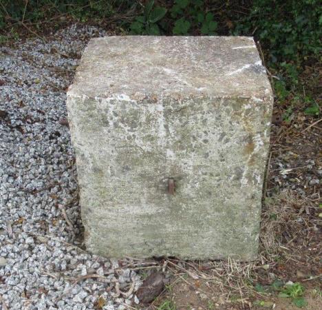 Image 2 of Concrete Rear Counter Balance Weight Block for Tractor Loade