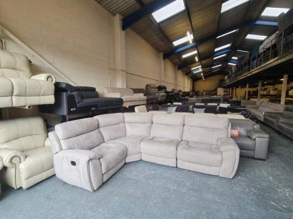 Image 1 of Radley grey velvet fabric manual recliner corner sofa