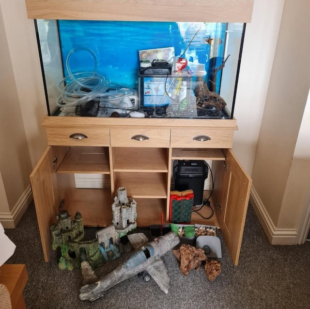 Preview of the first image of REDUCED***Fluval Shaker 252L Empty, Cleaned and ready to go.