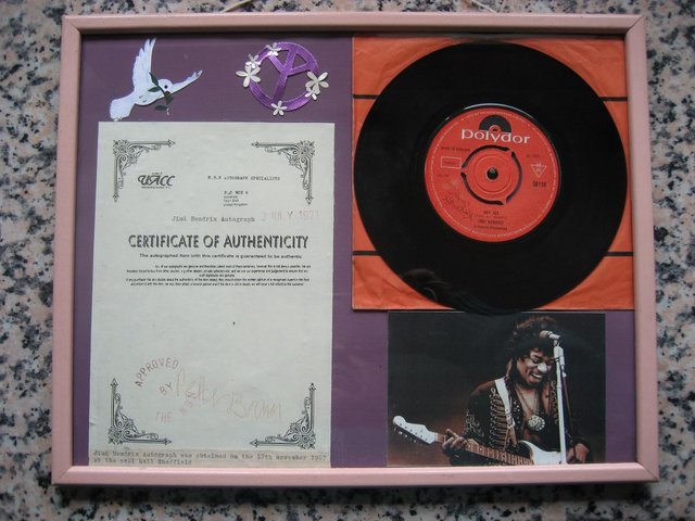 Preview of the first image of RARE Jimi Hendrix Signed Record with COA in Glass Frame 1967.