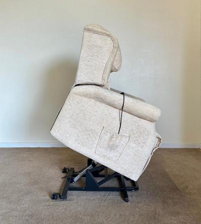 Image 16 of ELECTRIC MOBILITY RISER RECLINER CREAM CHAIR ~ CAN DELIVER