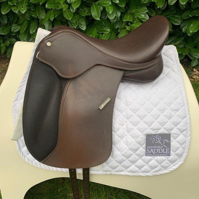 Preview of the first image of Wintec 16 inch dressage saddle.