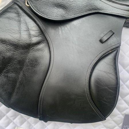 Image 2 of Kent & Masters 16.5 inch S-Series Pony Jump saddle