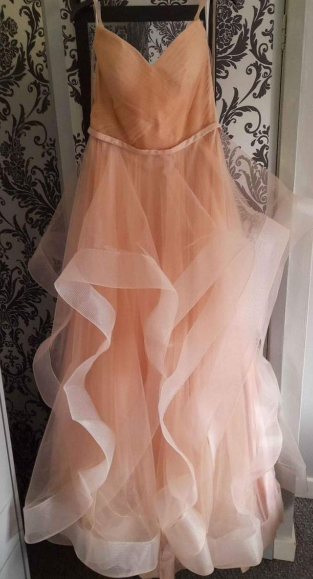 Preview of the first image of Dusky pink Prom dress size 10.