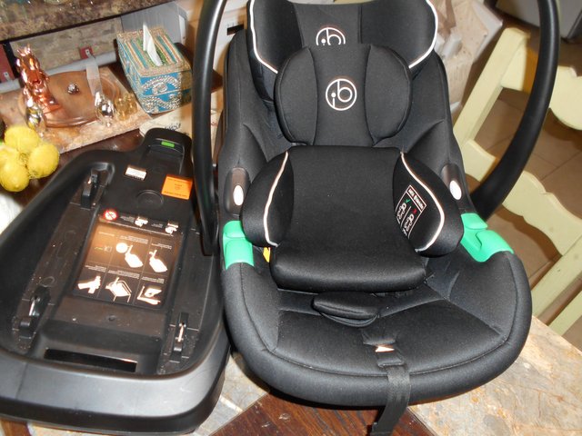 Preview of the first image of Carrier and car seat Ickle bubba.
