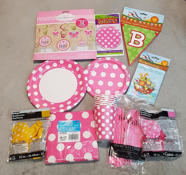 Preview of the first image of Baby Shower stuff for girl.