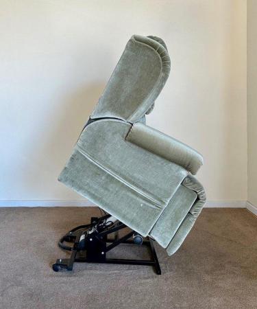 Image 18 of LUXURY ELECTRIC RISER RECLINER CHAIR MASSAGE ~ CAN DELIVER