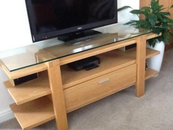 Image 1 of TV STAND/MEDIA UNIT/CONSOLE TABLE