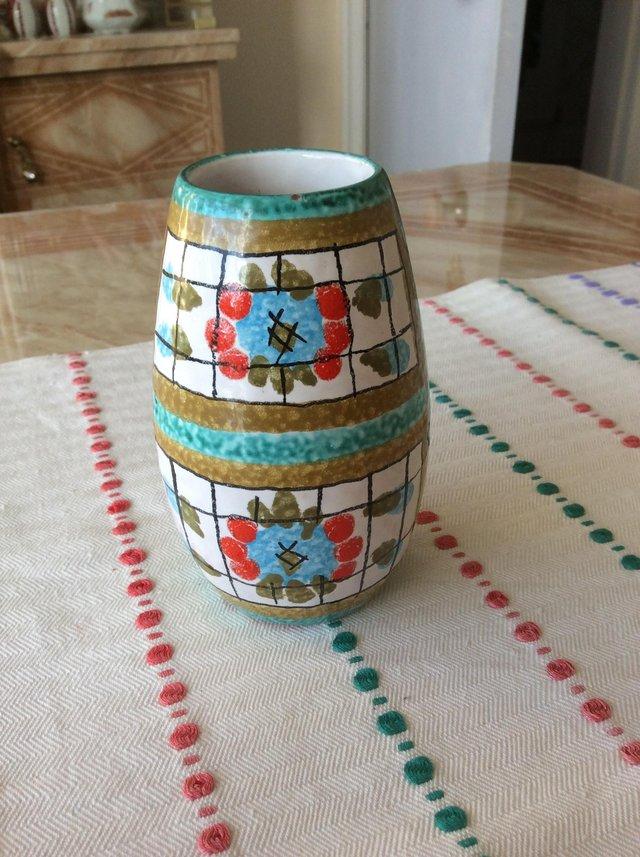 Preview of the first image of Vintage Italian Fratelli ceramic vase from 1950s..