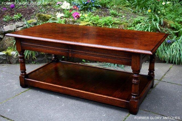 Image 73 of A TITCHMARSH AND GOODWIN STYLE OAK TWO DRAWER COFFEE TABLE