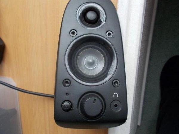 Image 2 of Logitech Surround sound Immersive Speakers Z506