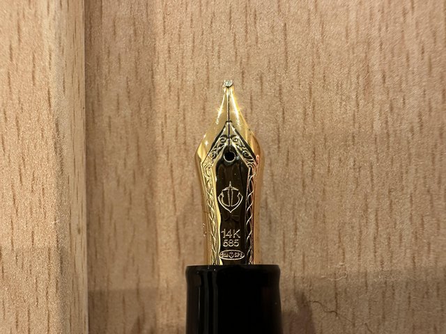 Preview of the first image of Fountain pen - sailor pro gear music nib.