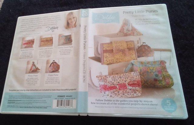 Preview of the first image of Debbie Shore "Pretty Little Purses" CD-ROM.