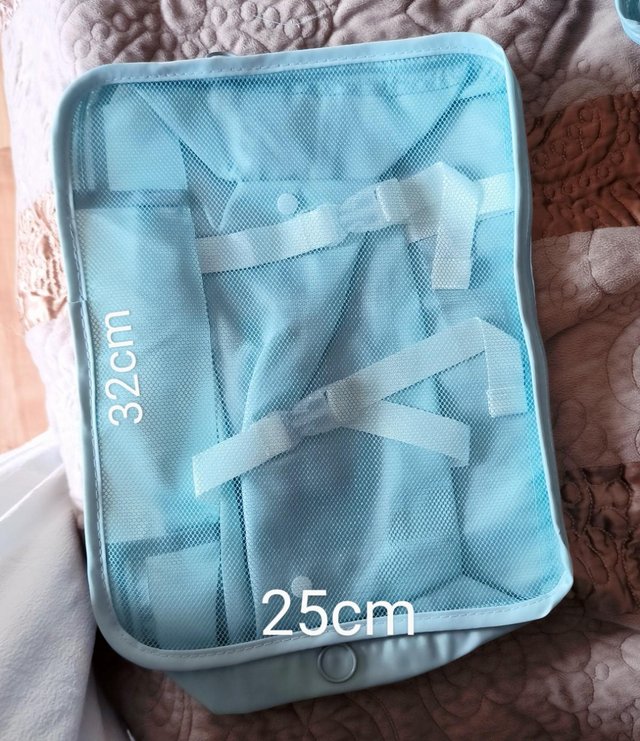 Preview of the first image of 7pcs travel storage bag set.