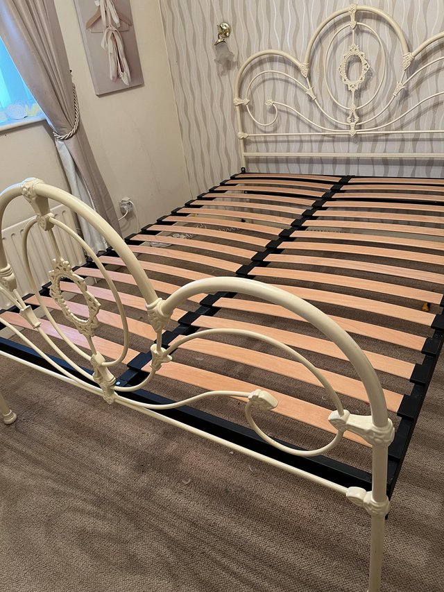 Preview of the first image of King size slatted bed in cream.