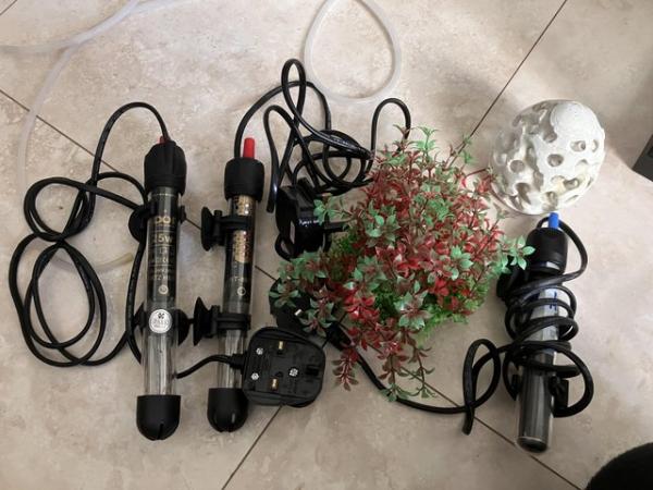 Image 4 of 2ft fish tank with accessories pump heaters filter backgroun