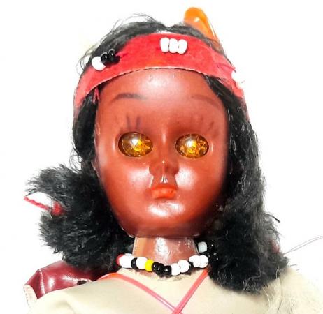Image 5 of KAYDEE * A RED INDIAN GIRL DOLL 19 cm tall VERY GOOD
