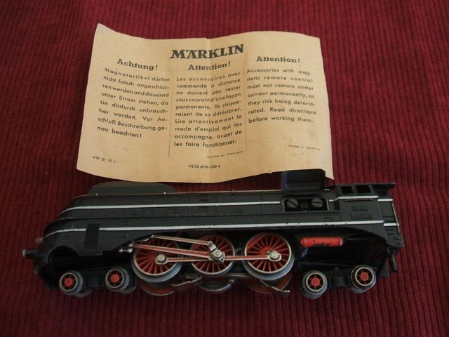 Preview of the first image of Rare Marklin Toy Locomotive & Tender & Original Paperwork,.