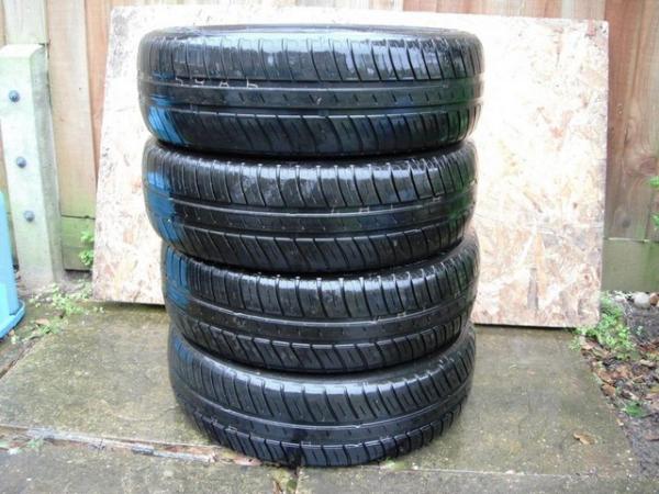Image 2 of 4x Used matched tyres Premium Dunlop SR2, 175/60R15 81T, 4mm