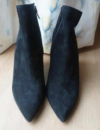 Image 3 of Women's Suede Ankle Boots Size 6 BRAND NEW