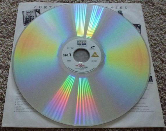 Image 3 of A League of their Own, Laserdisc (1992)