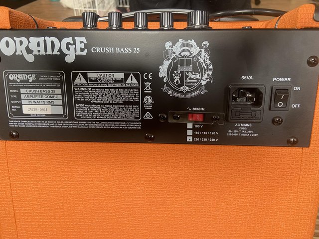 Preview of the first image of Orange Crush Bass amplifier.
