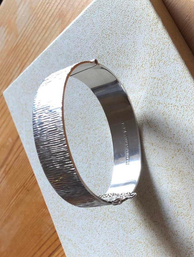 Preview of the first image of NEW HALLMARKED SILVER BRACELET.