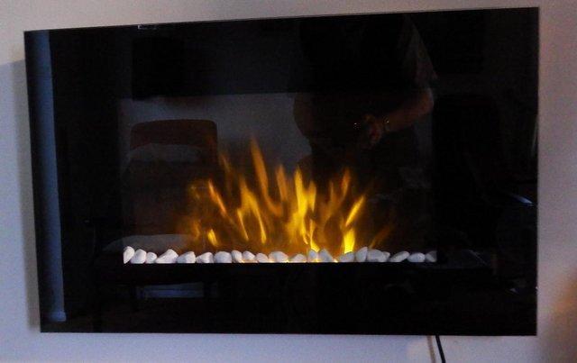 Image 3 of TRUFLAME EF421SL FLAT WALL MOUNTED ELECTRIC FIRE