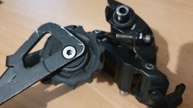 Preview of the first image of SRAM X9 type 2.1 Rear Derailleur - 10 speed With Clutch - Fr.