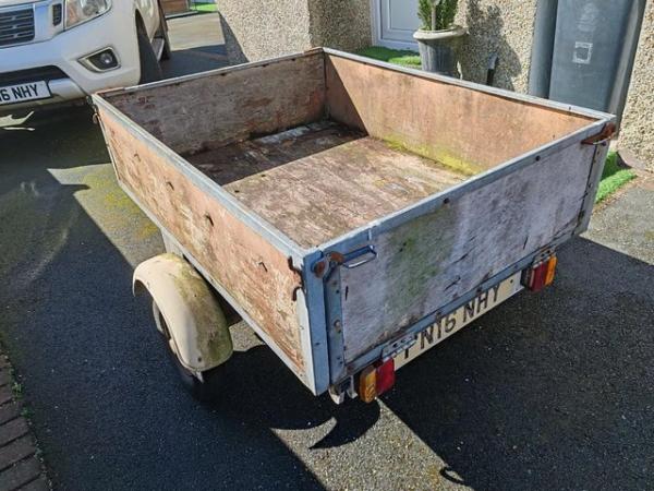 Image 4 of TRAILER GOOD SIZE IT WILL TAKE A FULL SIZE PALLET GALVANISED